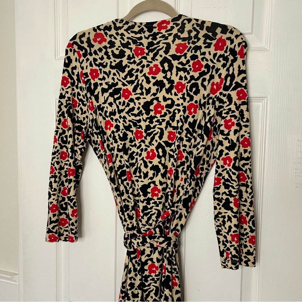 LK Bennett Kaisa Cheetah Print Wrap Dress - Picture 7 of 9